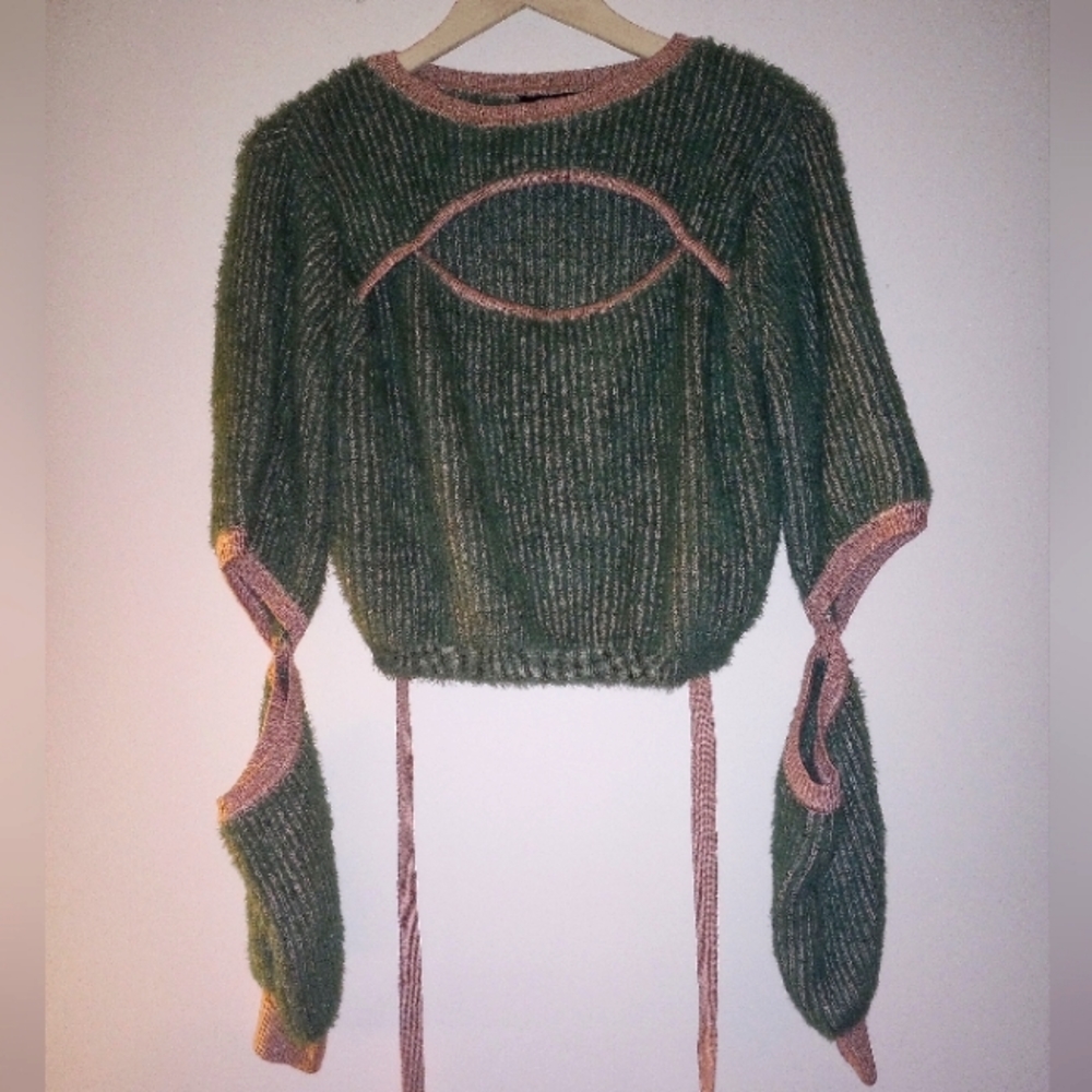 Poster Grl Cropped Fuzzy Keyhole Sweater Dolls Kill XXL